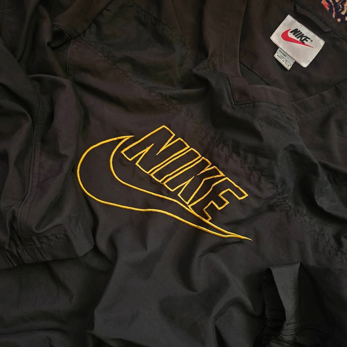 나이키(Nike) 90's in USA 빅로고 브이넥 웜업 XL 상품이미지2