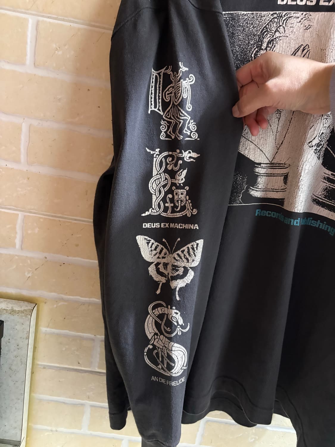 데우스엑스마키나 - 나염 롱슬리브 차콜 L 상품이미지4