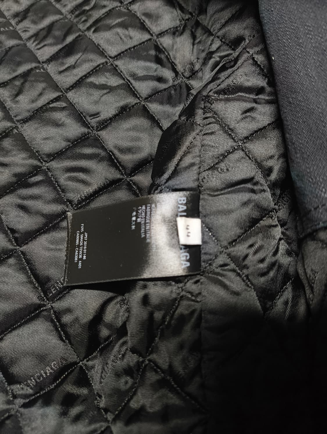 발렌시아가 2019FW 바이커자켓 상품이미지3