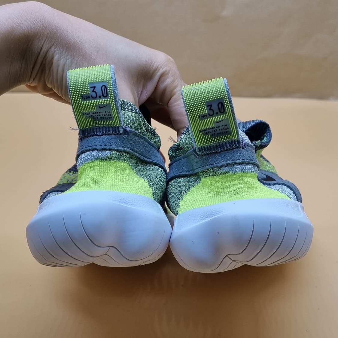 나이키 프리 런 플라이니트3.0 런닝화255 상품이미지4