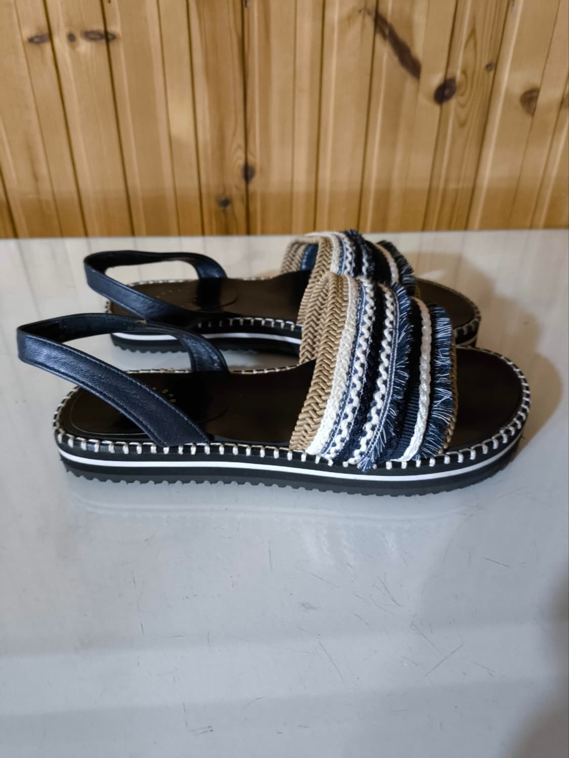 235mm 바바라 소가죽 에스닉 샌들 상품이미지1