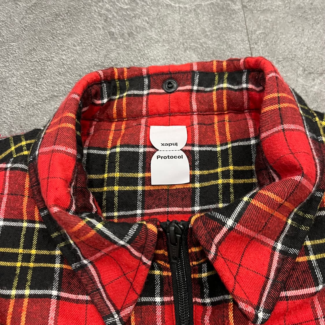 프로토콜 인덱스 체크 누빔 패딩 점퍼  상품이미지3