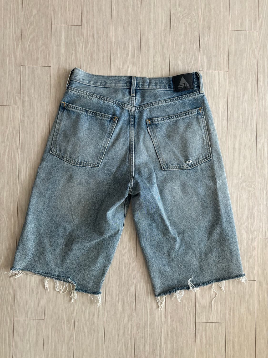 리바이스 실버탭 반바지 상품이미지3