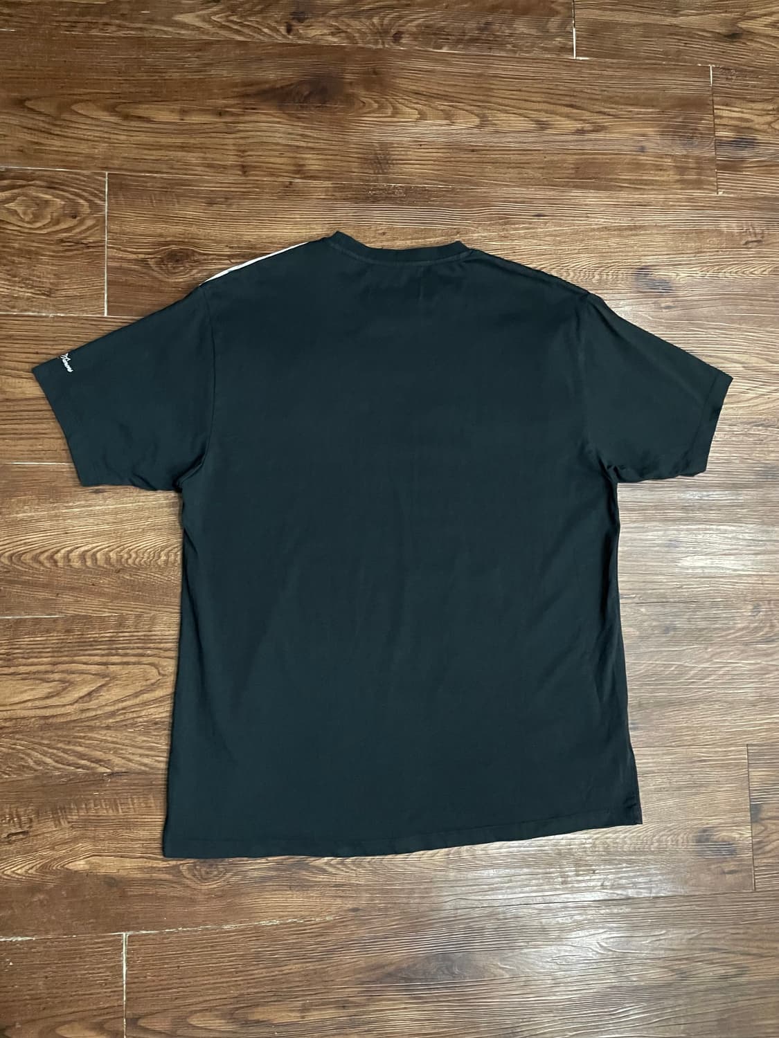 라프시몬스 X 프레드페리 숄더 프린트 반팔 티셔츠 블랙 상품이미지10