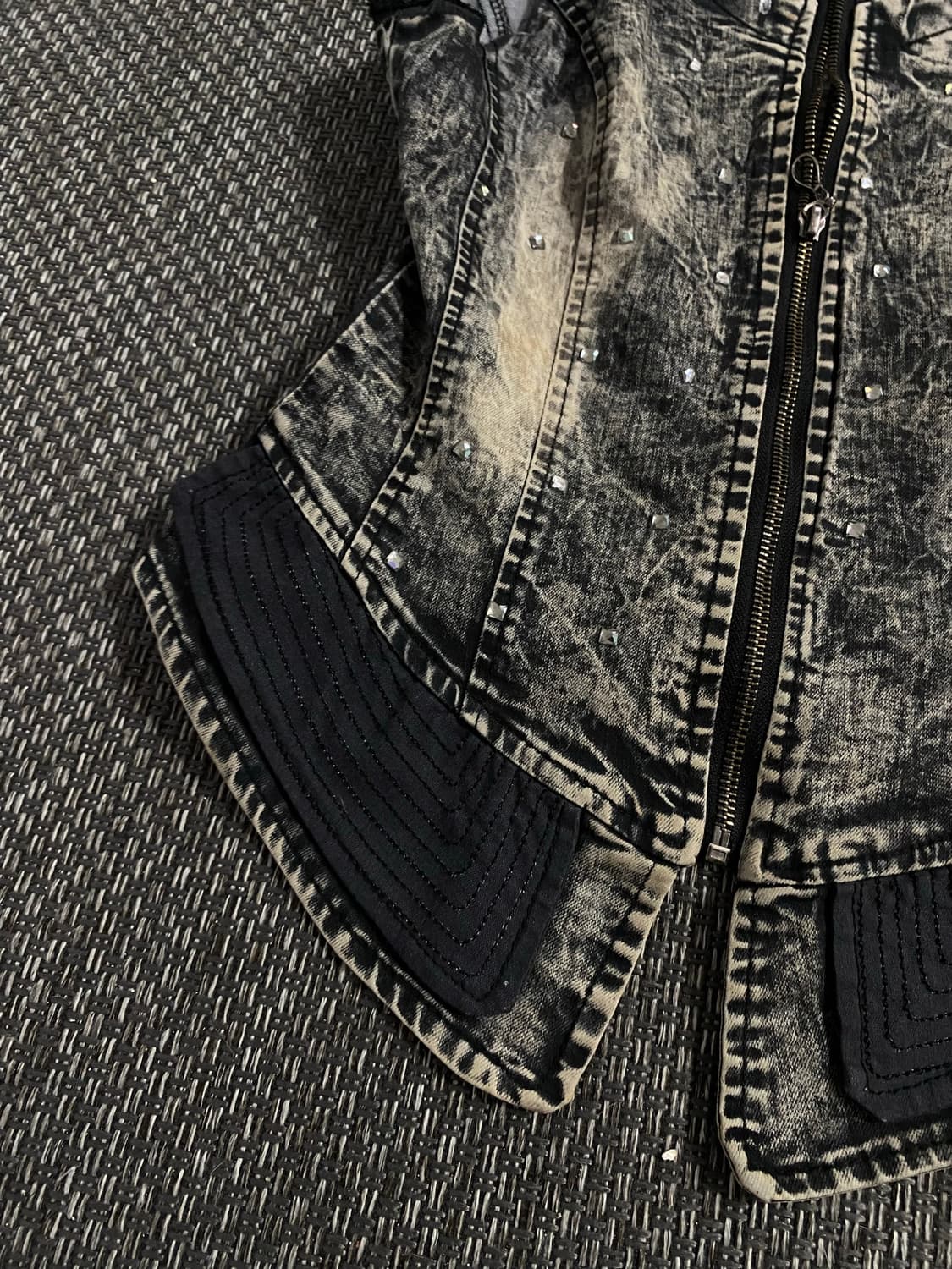 2000Girl Cubic Detail Short Vest 상품이미지6