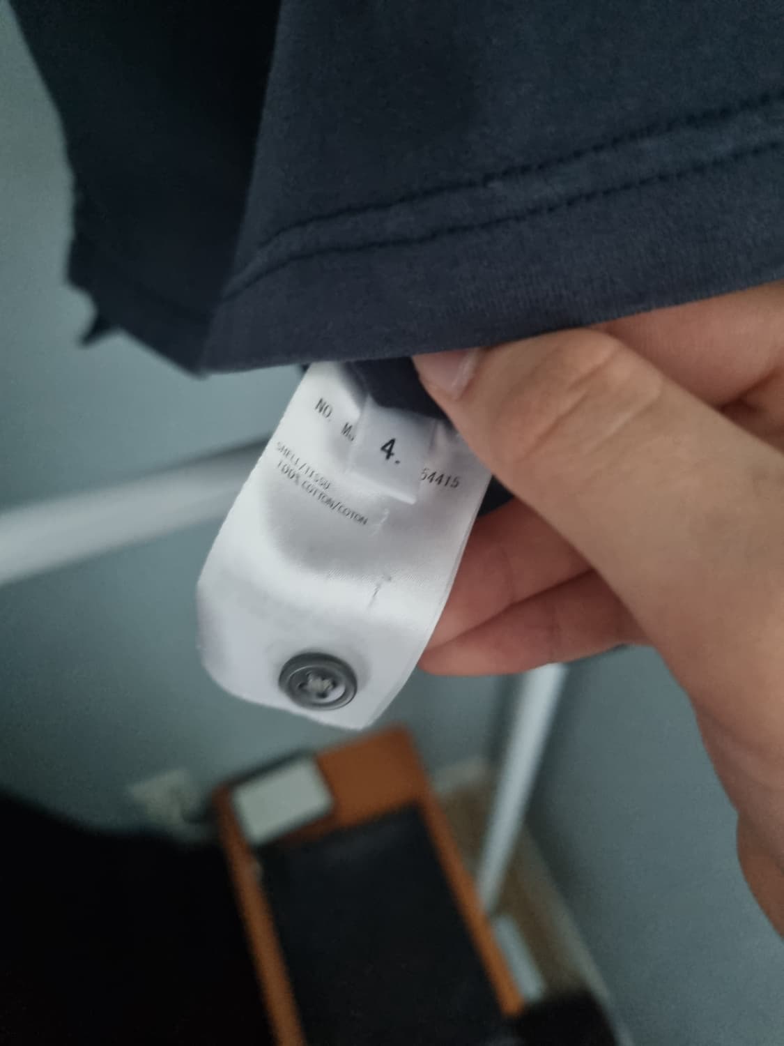 톰브라운 삼선 포켓 반팔 네이비 상품이미지5