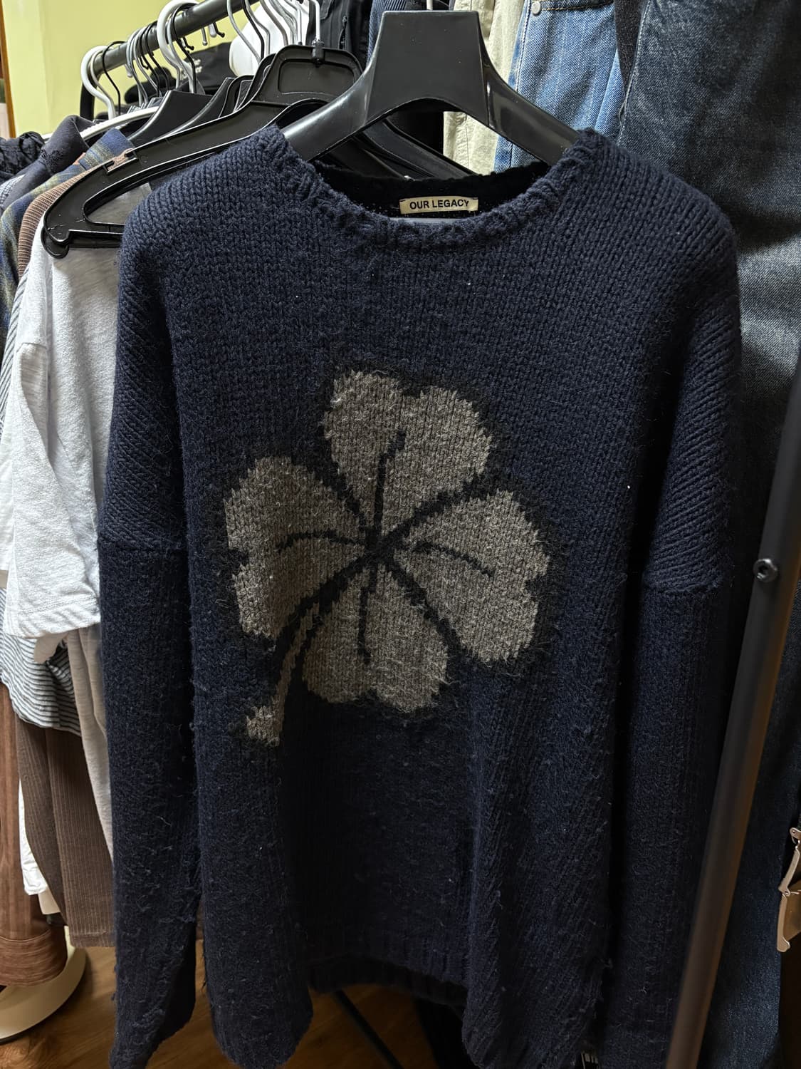 아워레가시 21fw round neck lucky clover knit 상품이미지1
