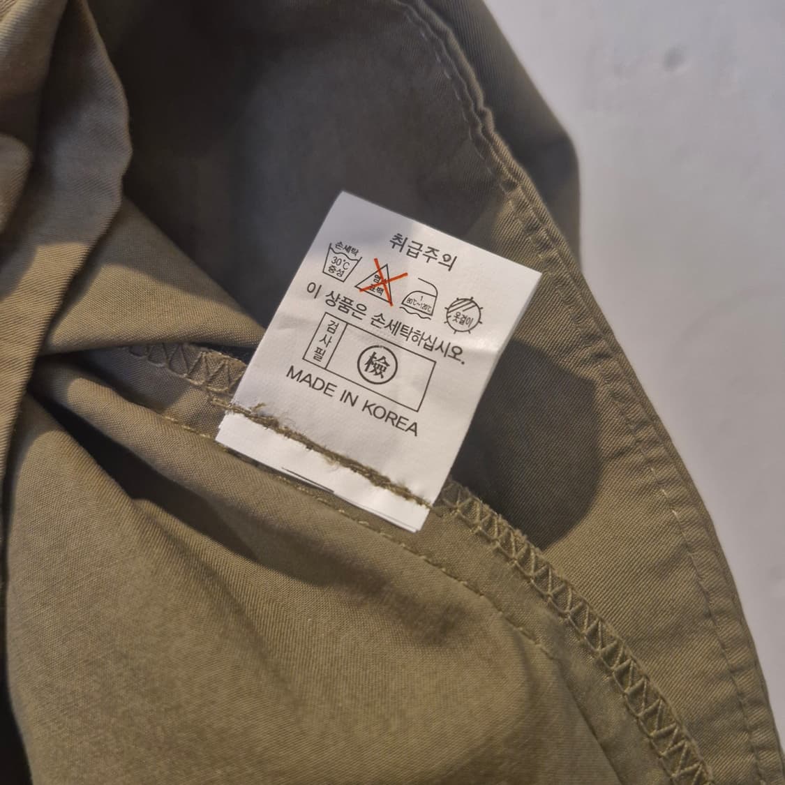 카키 오버핏 플레어 셔츠 상품이미지4