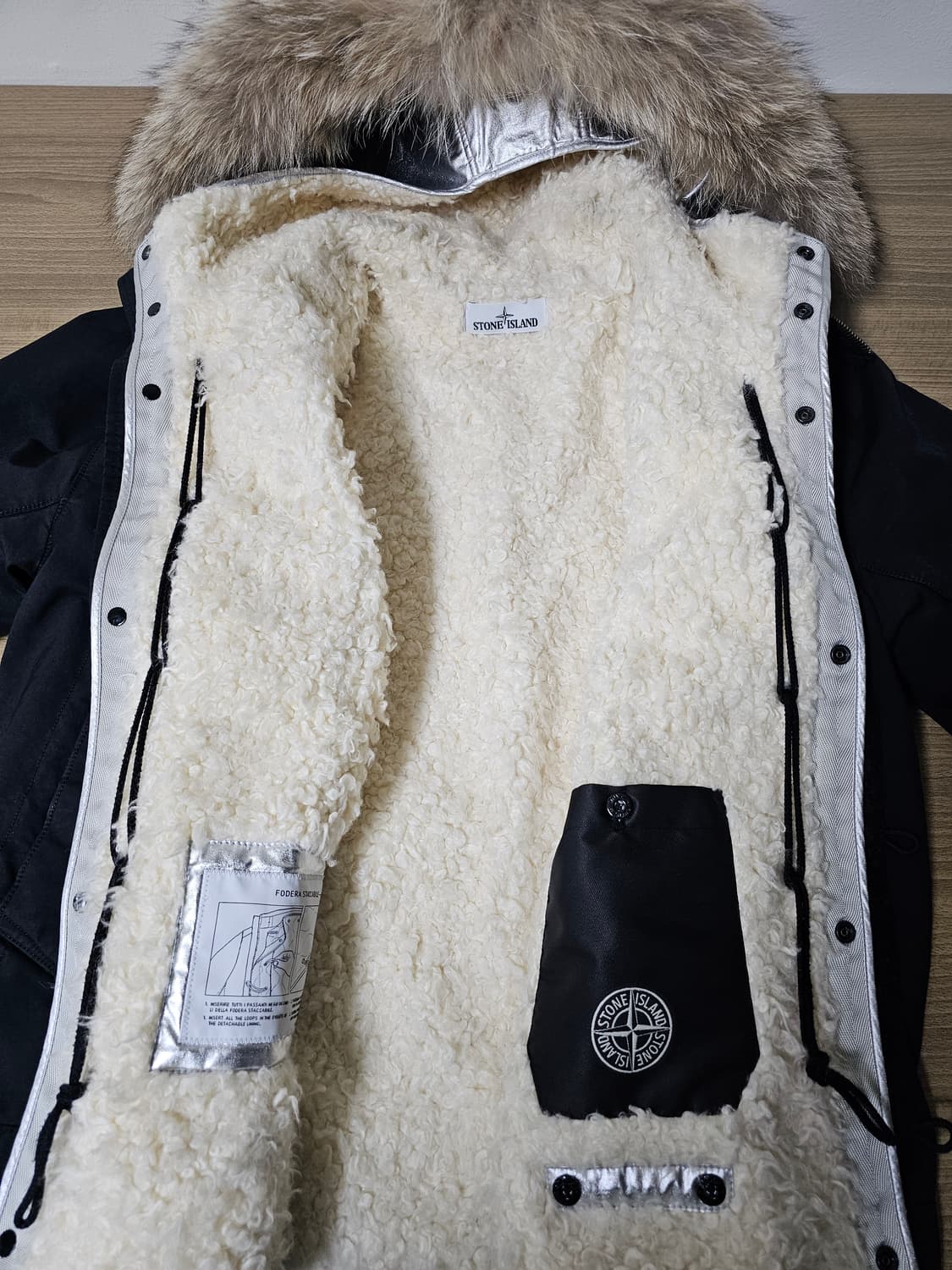 스톤아일랜드 Silver Sherling Liner Fur 다비드 자켓 상품이미지8