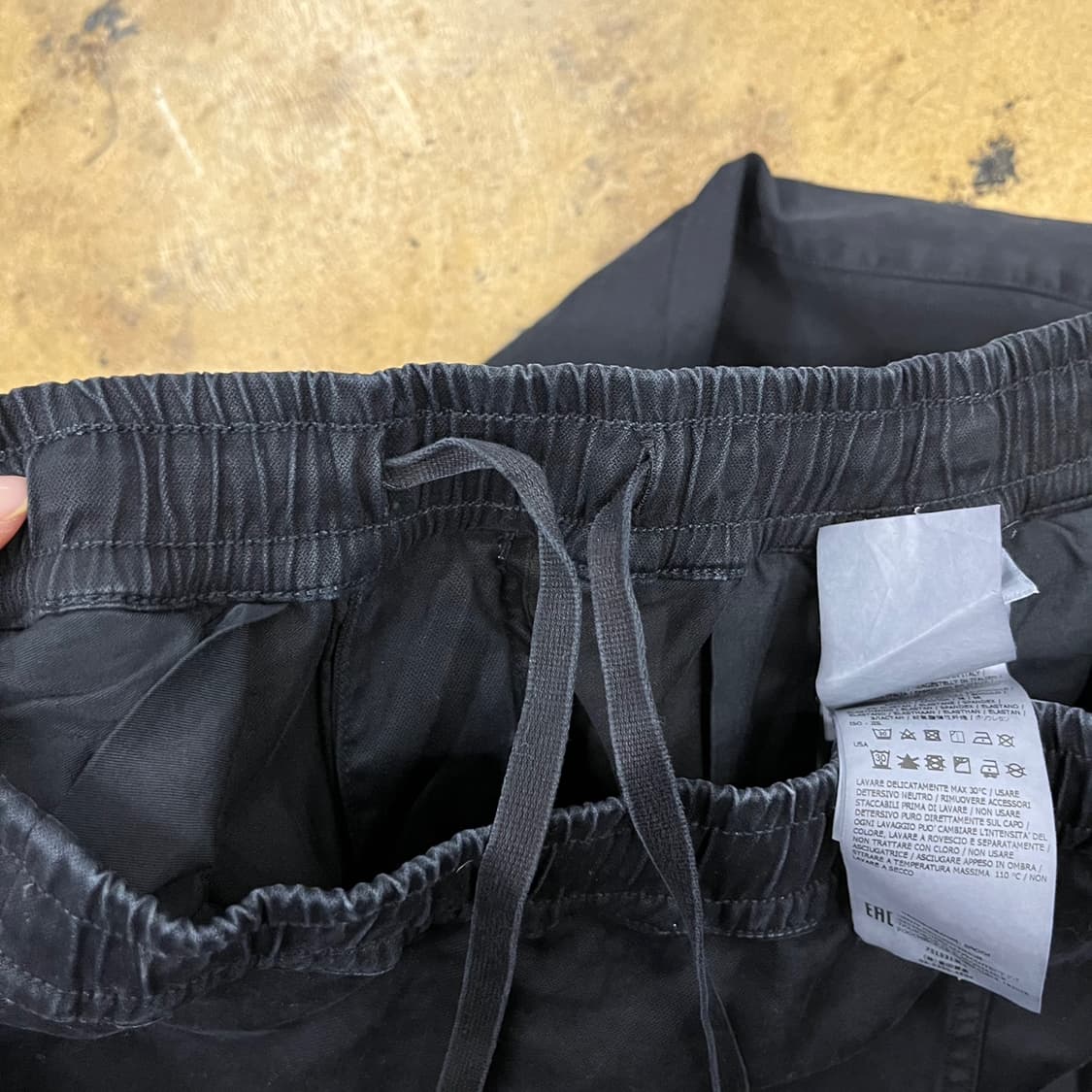 [정품/32] 스톤아일랜드 블랙 카고 조거 팬츠 b19 상품이미지6