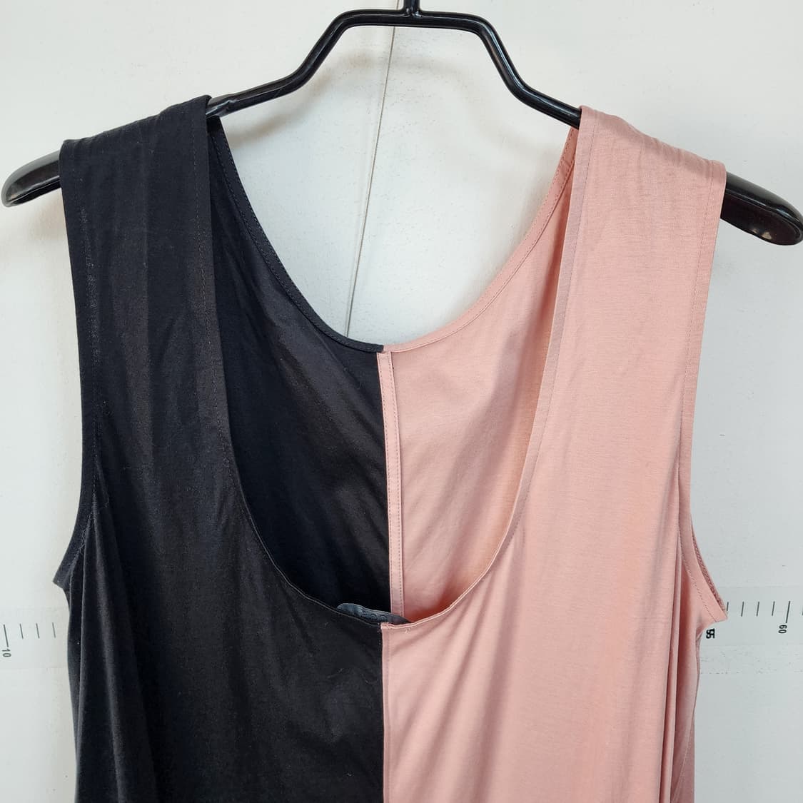 코스 블랙/핑크 배색 롱 원피스 상품이미지2