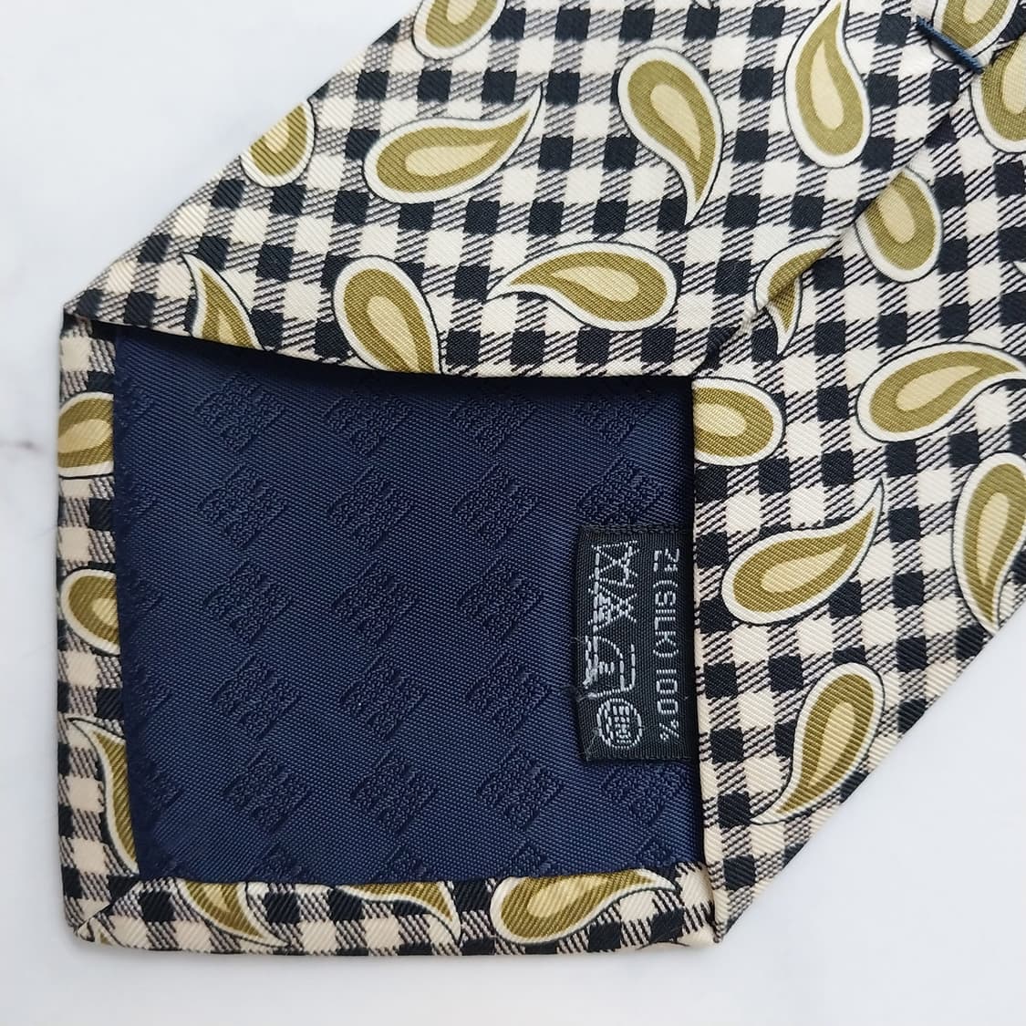 지방시 실크 옐로우 페이즐리&체크 넥타이 9.8cm A+등급 K1096
 상품이미지9