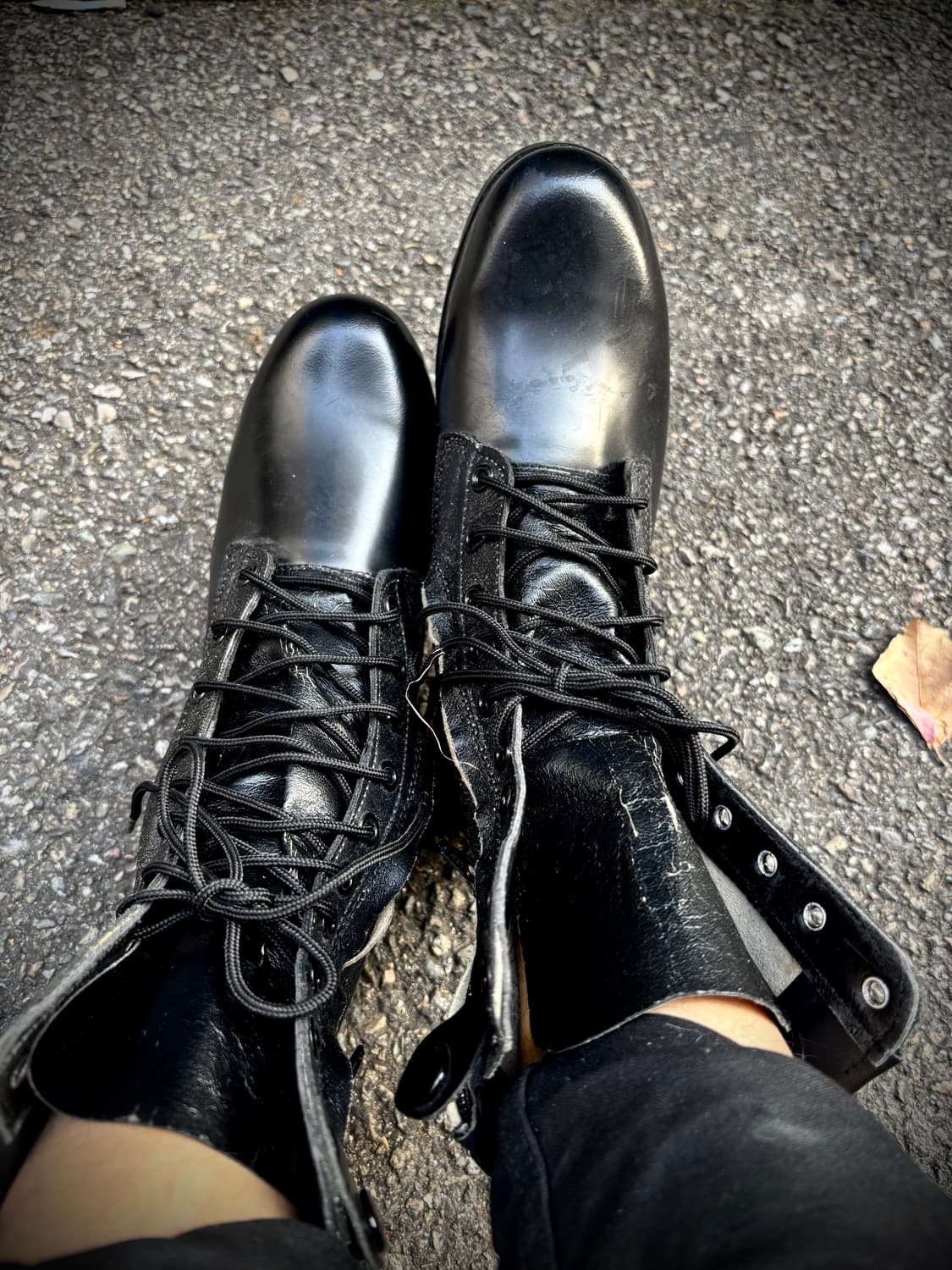 VKEI Chic Glossy High Zip Detail Boots 상품이미지4