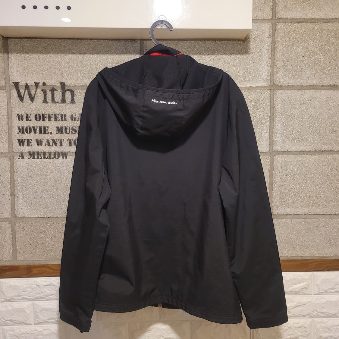 아디다스 바이에른 뮌헨 바람막이 100 상품이미지2