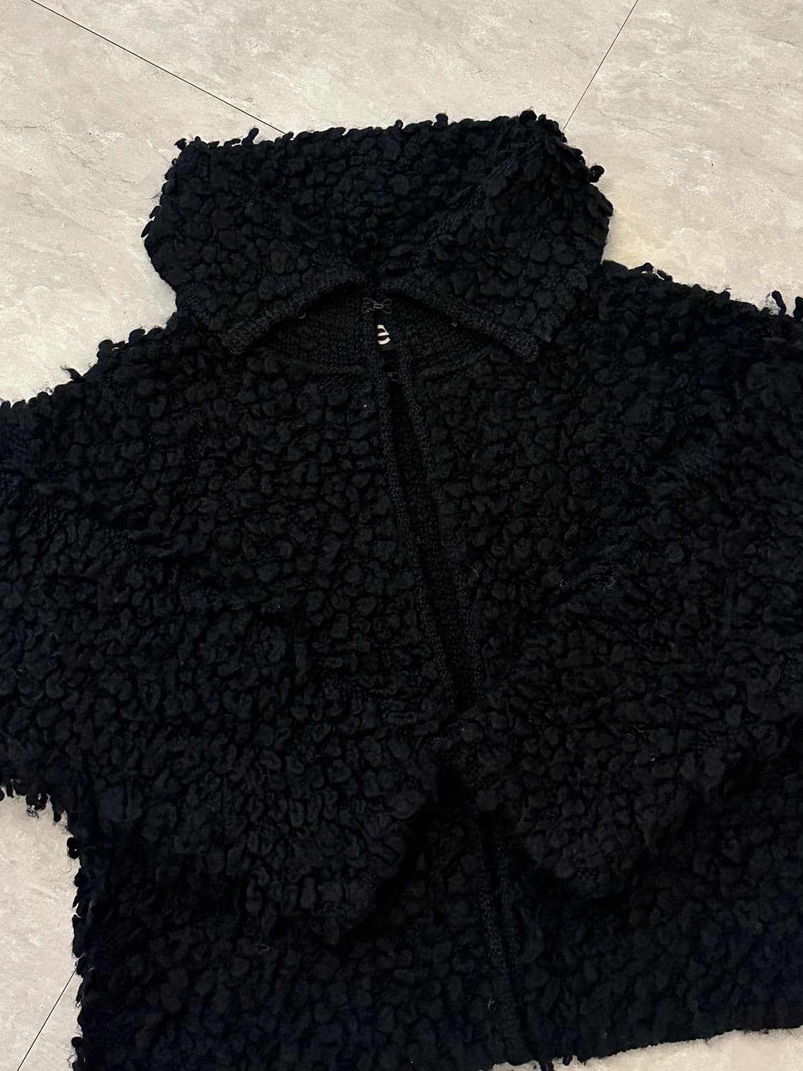 오픈와이와이 LOOPY KNIT CARDIGAN 블랙 상품이미지7