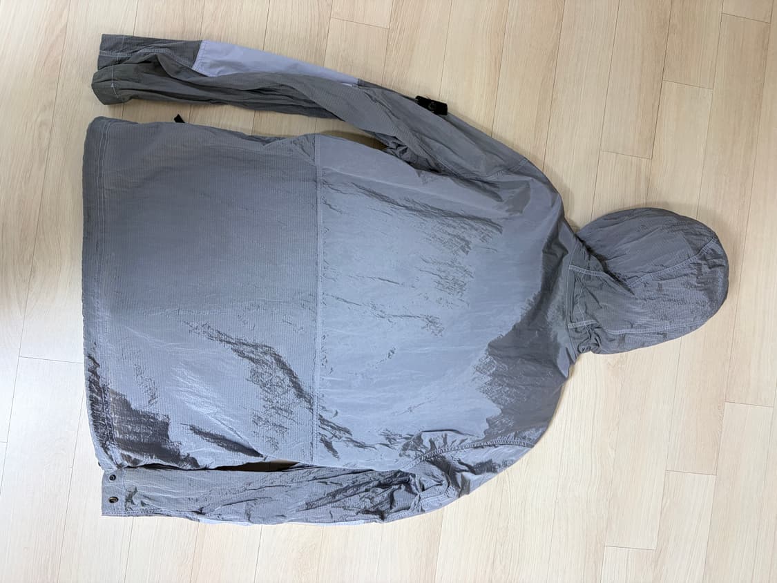 스톤아일랜드 19SS 나일론 메탈 자켓 상품이미지3