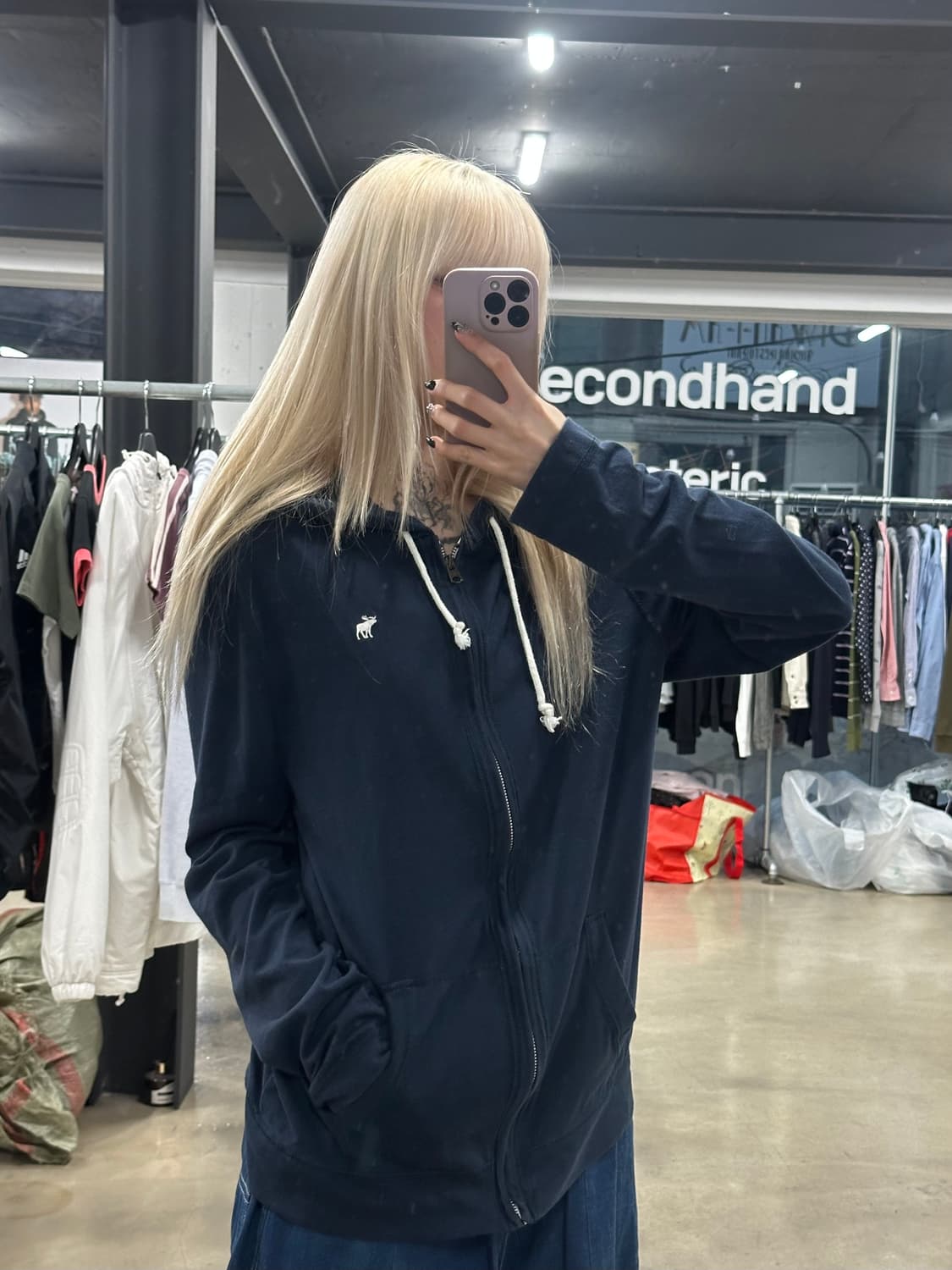 아베크롬비 Abercrombie & Fitch 네이비 스몰 로고 후드 집 상품이미지3