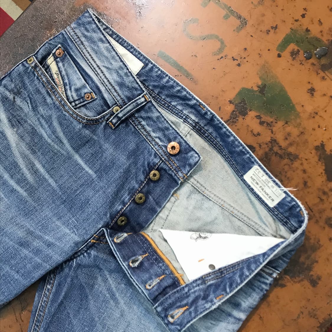 디젤 연중청 워시드 플레어핏 데님 팬츠 허리 31 32  상품이미지6