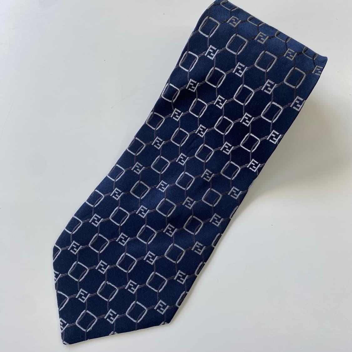 펜디 (FENDI) 모노그램 명품 정품 넥타이 상품이미지5