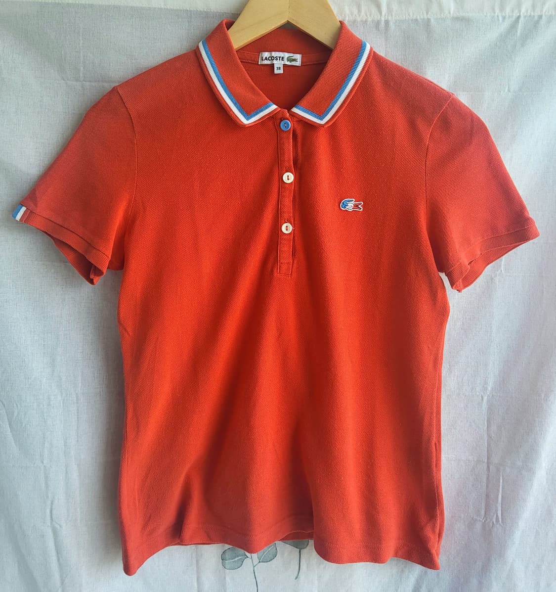 라코스테 여상 빈필 키리 티셔츠 M 사이즈

 상품이미지1