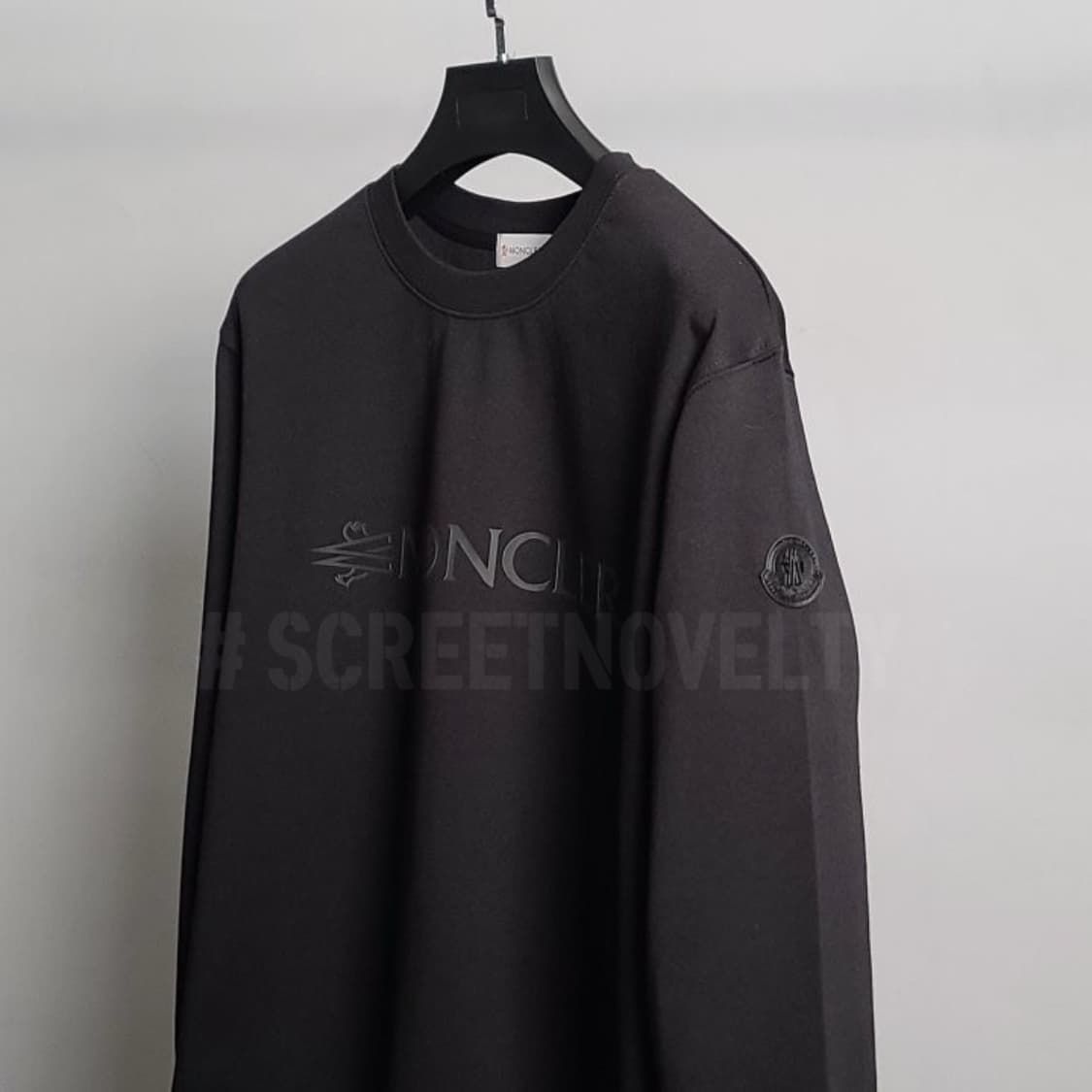 몽클 블랙 코튼 맨투맨 상품이미지4