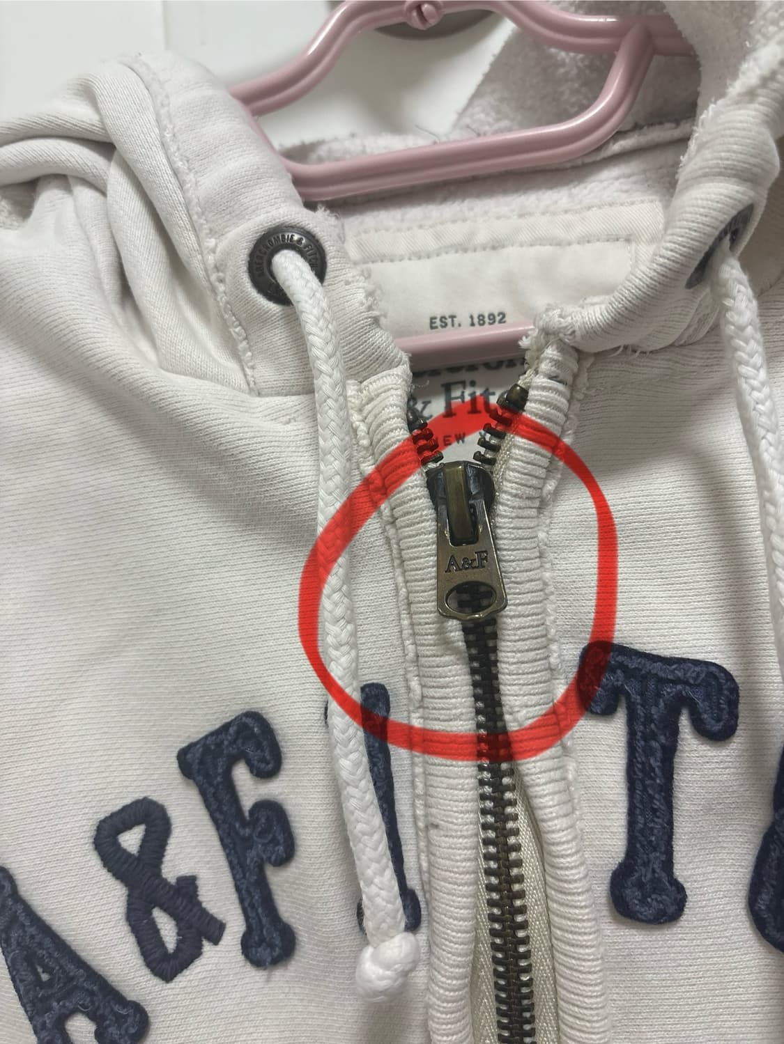 아베크롬비 빈티지 데미지 디테일 후드집업 (화이트) 상품이미지3