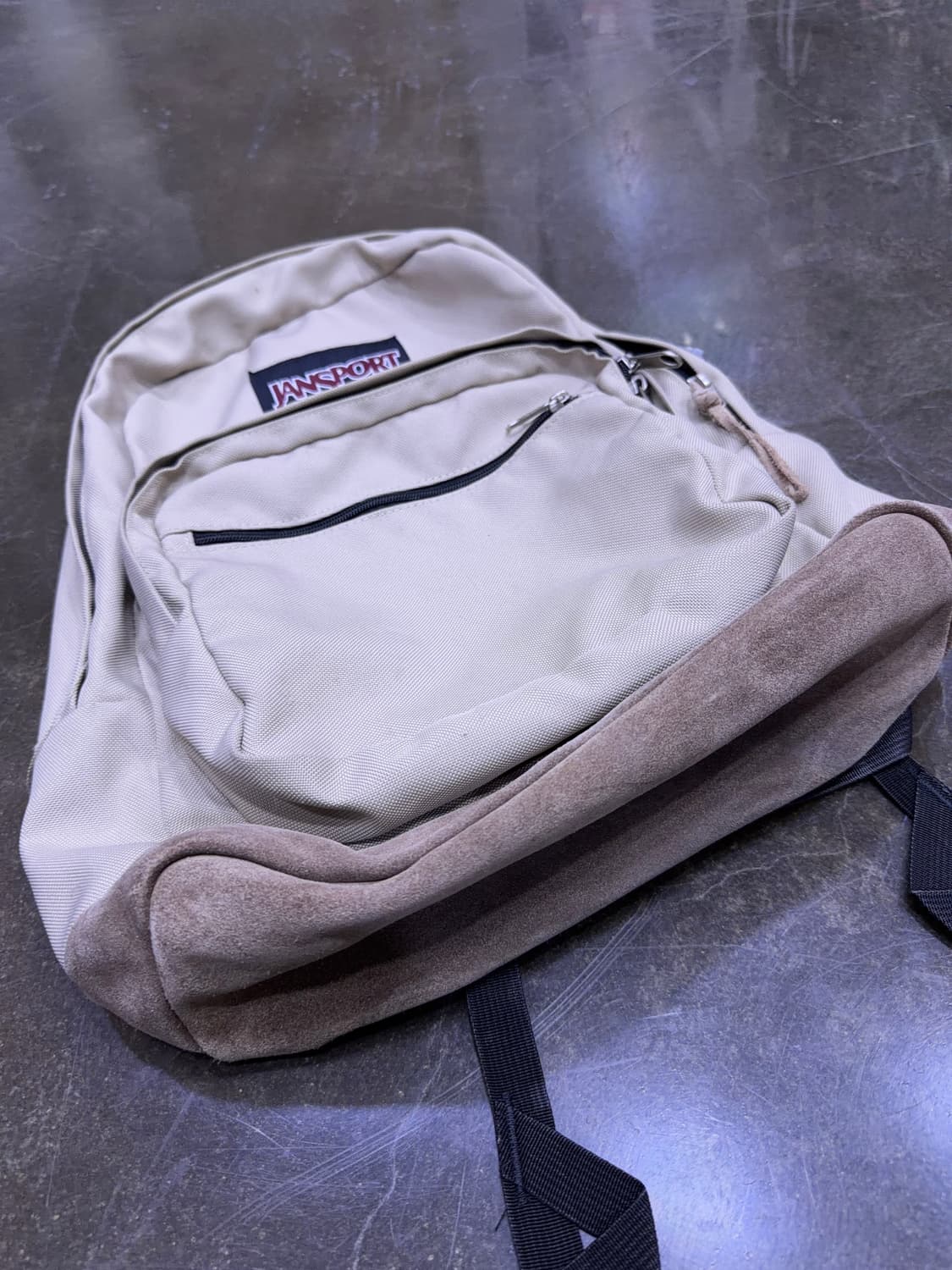 잔스포츠 라이트 백팩 스웨이드 베이지 상품이미지5