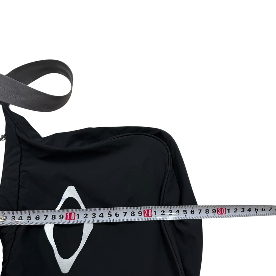 미스치프 더현대 롬버스 라이트 웨이트 크로스백 가방 블랙 상품이미지6