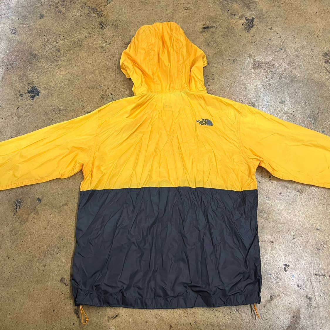 [정품/M] 노스페이스 바람막이 옐로우 블랙 b16 상품이미지4