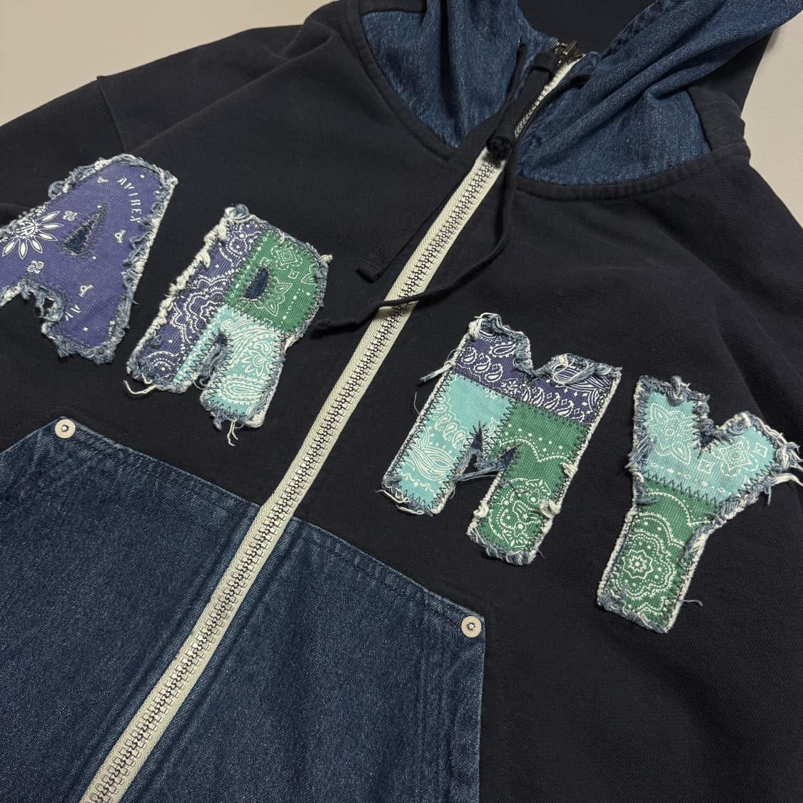 아비렉스(AVIREX) 다크네이비컬러 페이즐리 ARMY 스웨트 후드 집업 상품이미지5