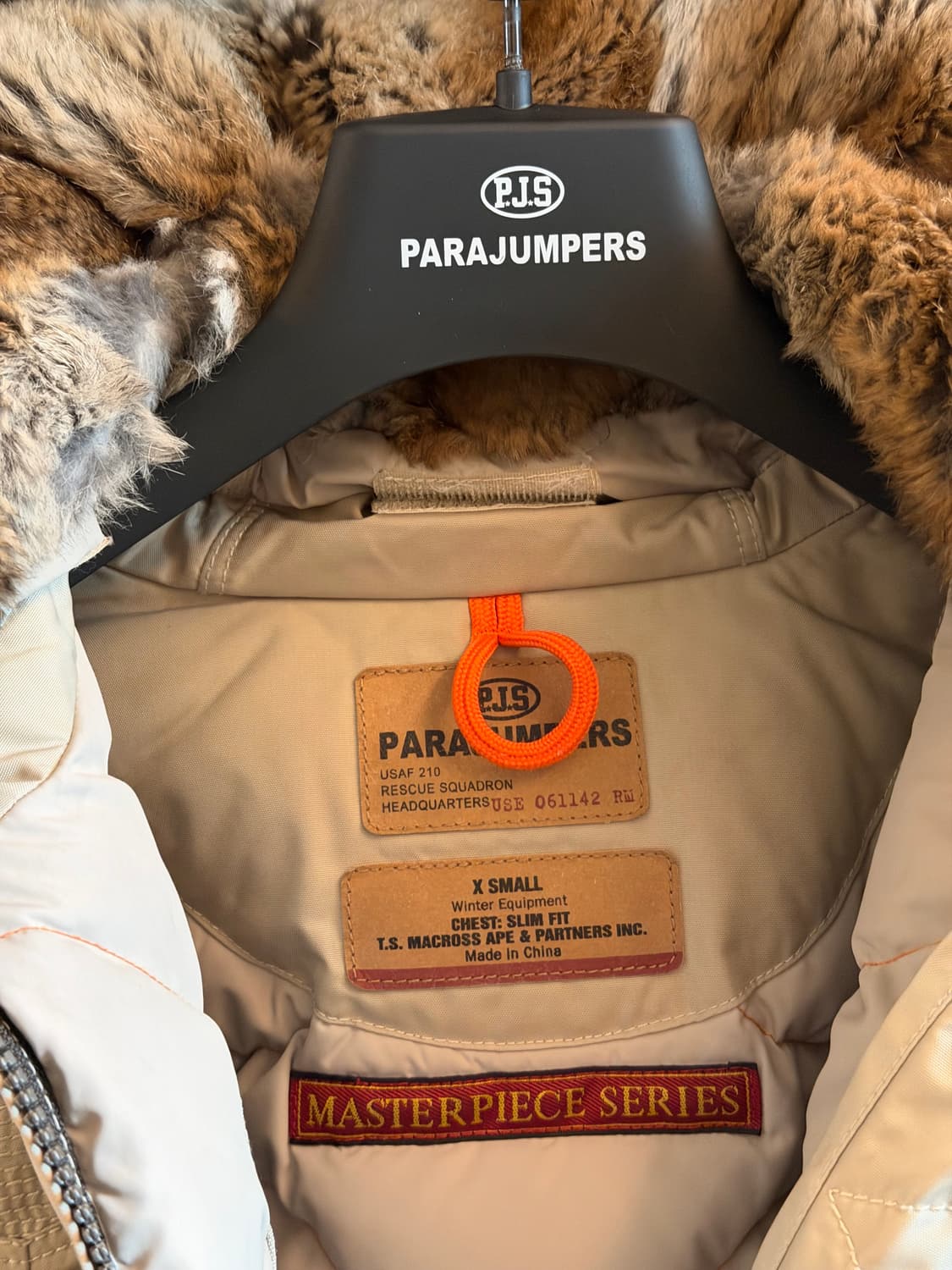 파라점퍼스 고비 마스터피스 패딩xs 상품이미지3