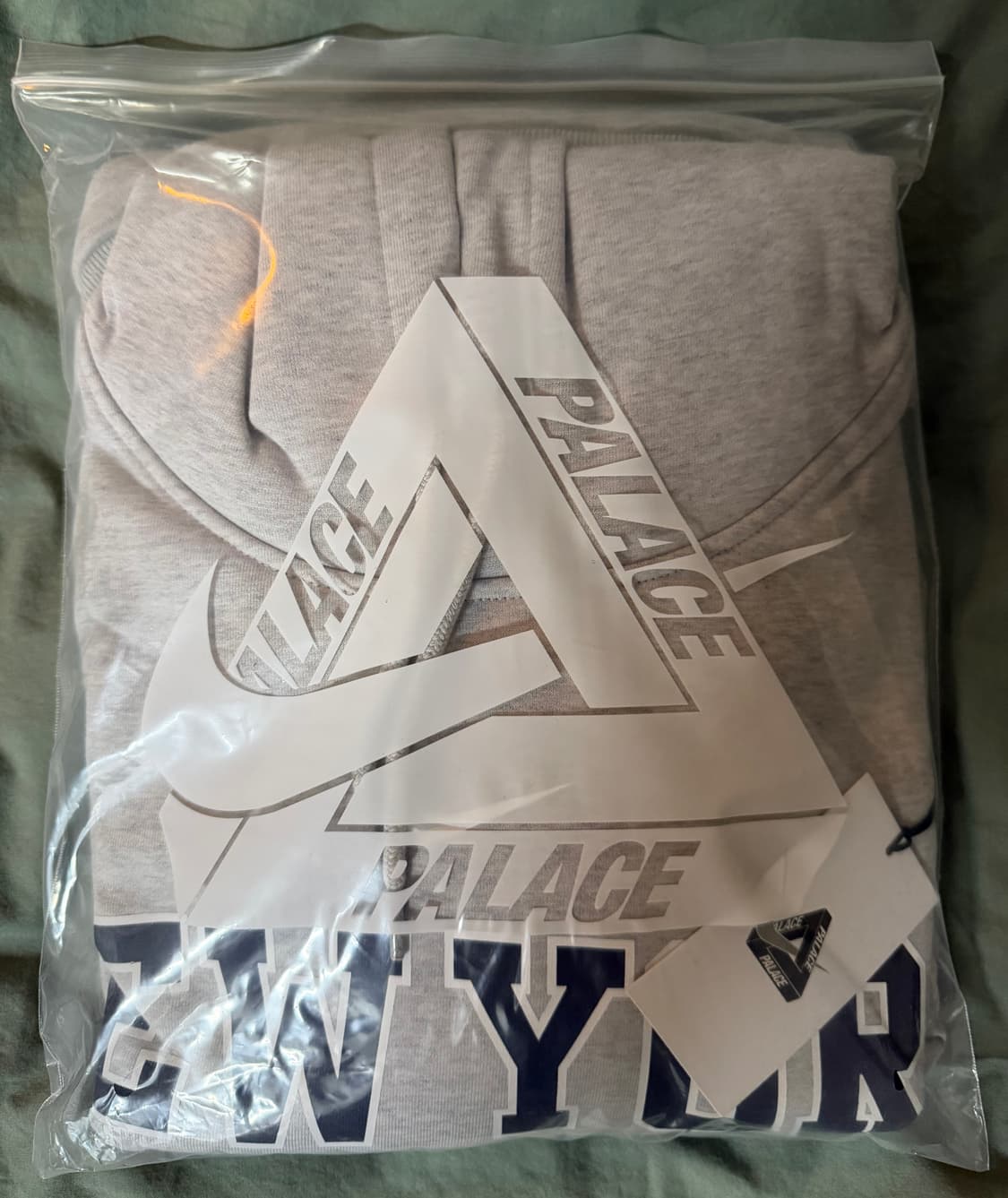 [XL] 팔라스 x 나이키 콜라보 뉴욕 익스클루시브 후드 그레이 상품이미지3