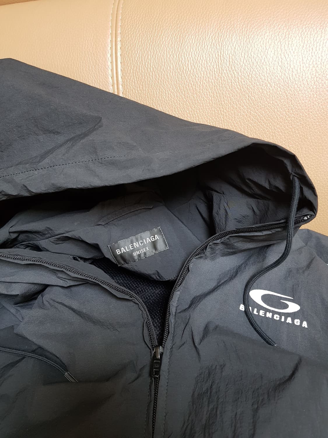 발렌시아가 루프 스포츠 아이콘 트랙 자켓 페이디드 블랙 상품이미지5