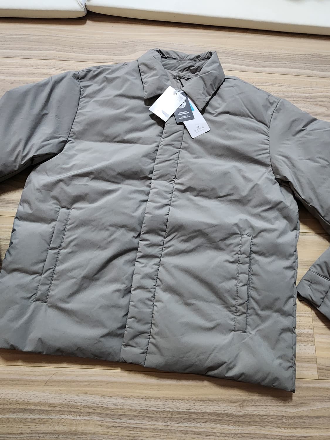 에잇세컨즈심리스경량패딩덕다운점퍼자켓그레이 상품이미지1