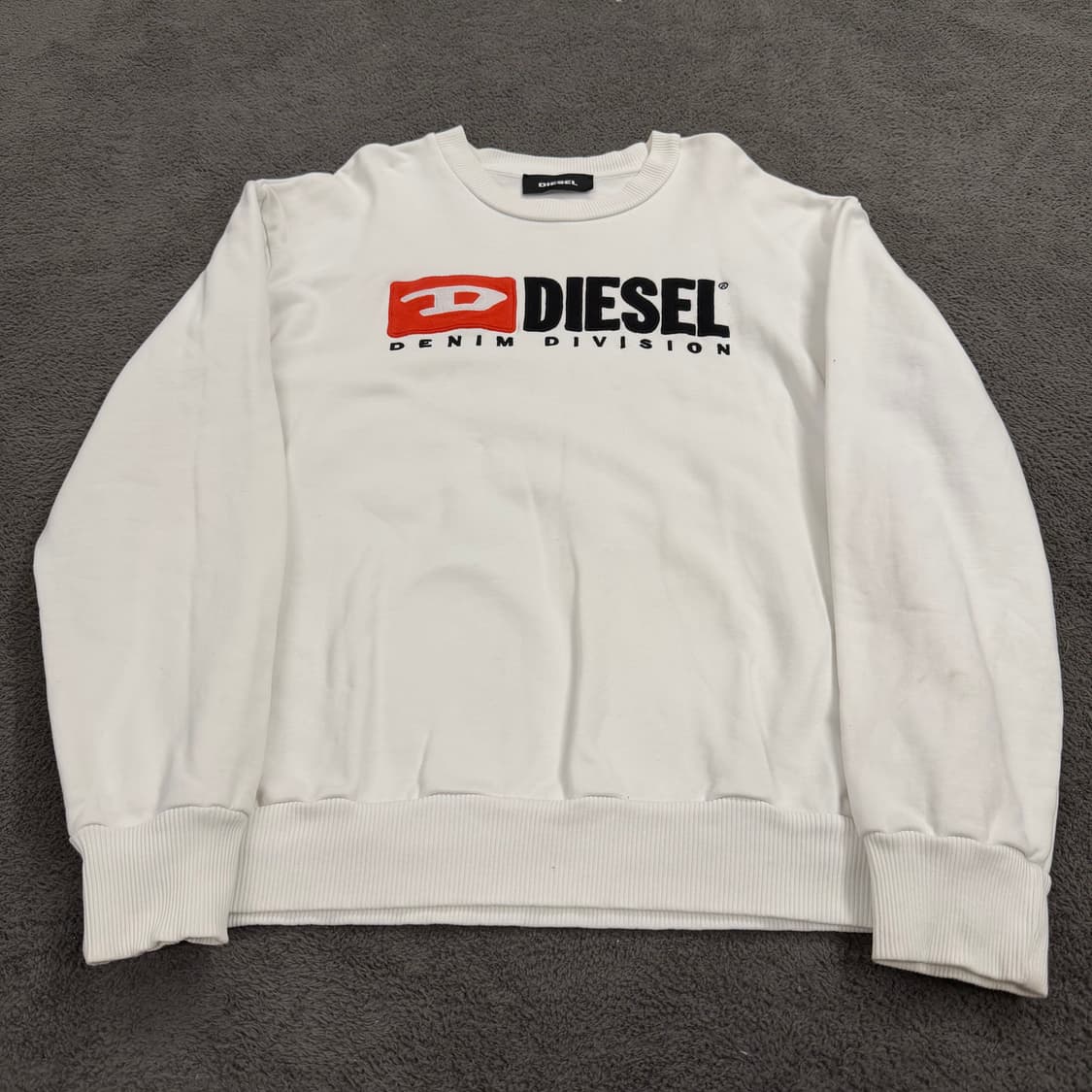 [ 정품/L ] 디젤 빅로고 맨투맨 상품이미지2