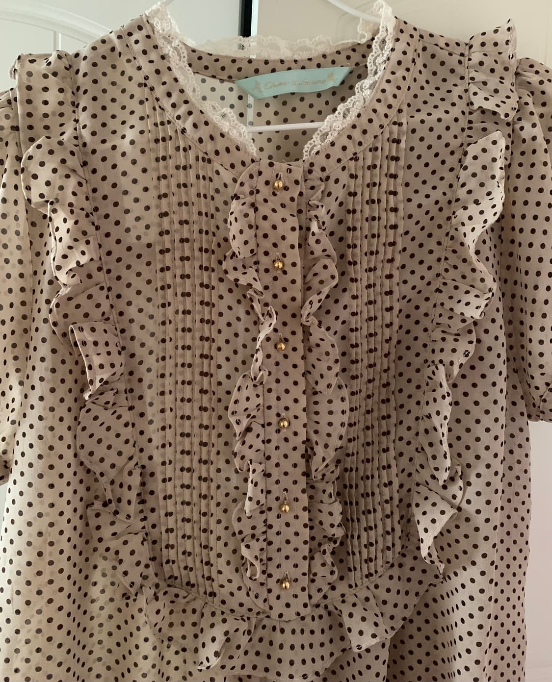 베이지 반팔 도트 블라우스 상품이미지2