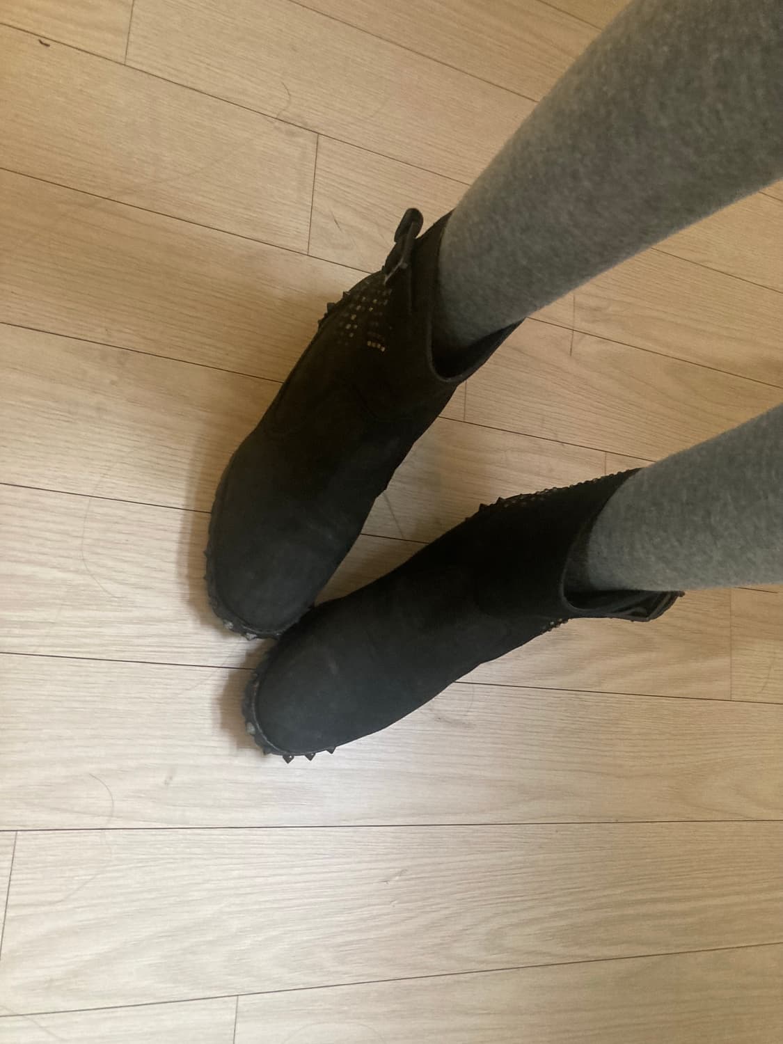 Studded Vintage Boots 상품이미지3