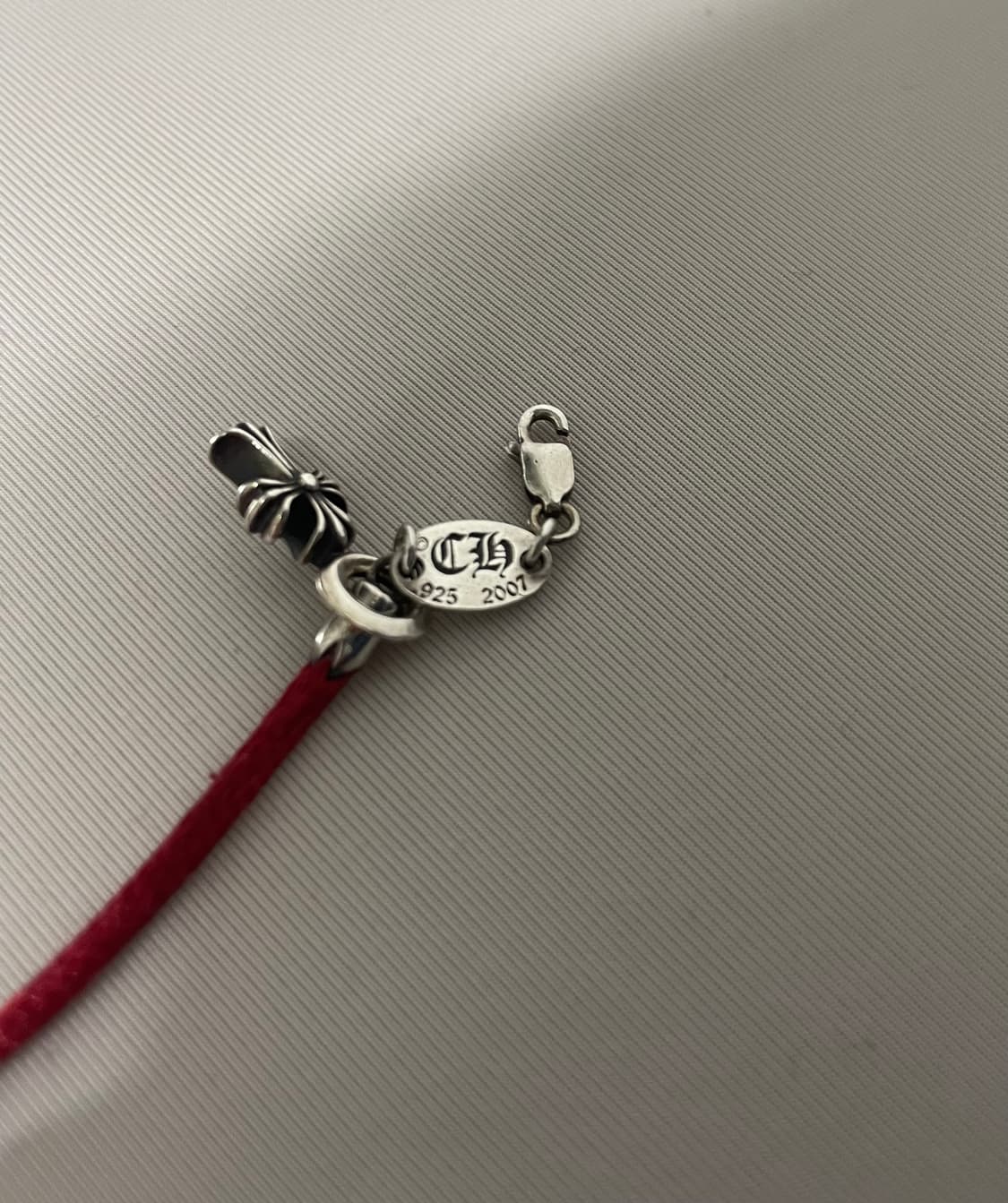 크롬하츠 kz 실크 팔찌 레드 크로스참 상품이미지6