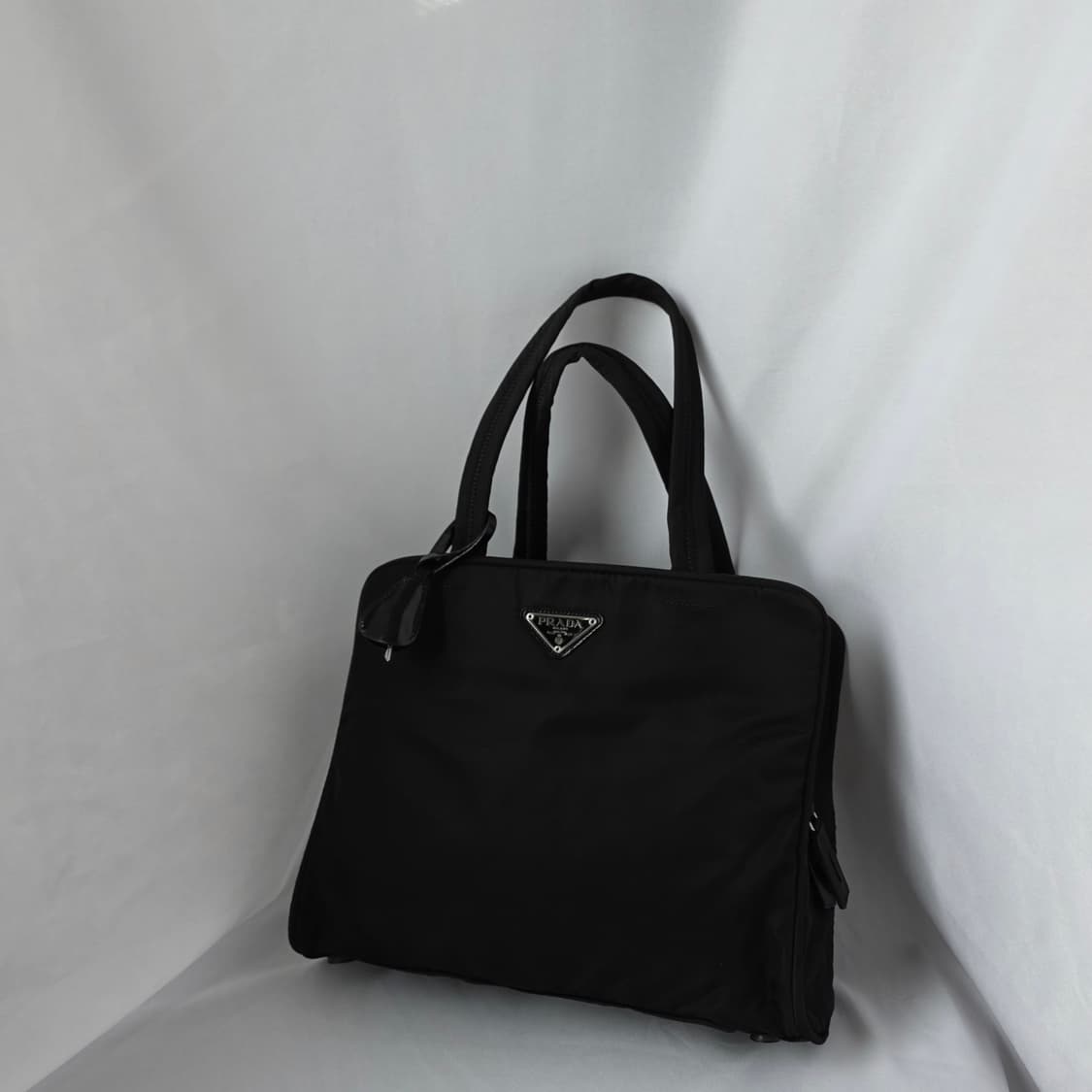[정품 PRADA] 프라다 포코노 나일론 여성 토트백 상품이미지1