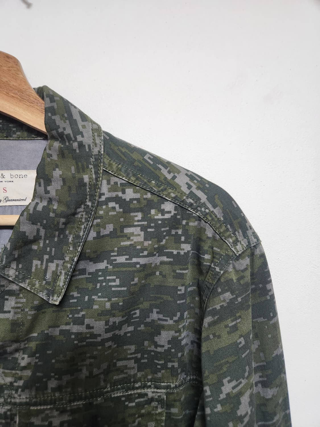 랙앤본Rag&Bone 카모플라쥬 자켓 S - J24 상품이미지3