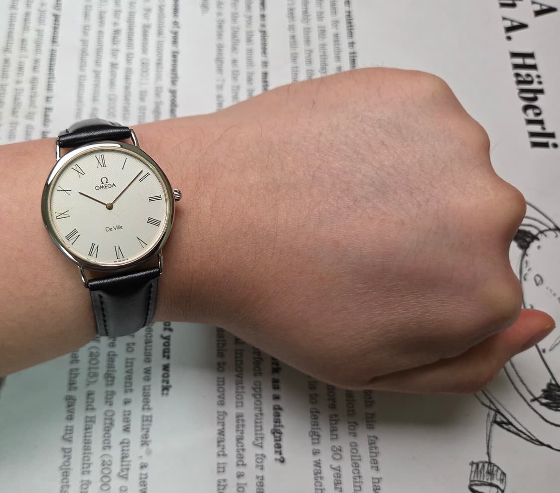 빈티지 오메가 드빌 화이트로만 격자다이얼 논데이트 슬림쿼츠 (일자형 러그 상품이미지10