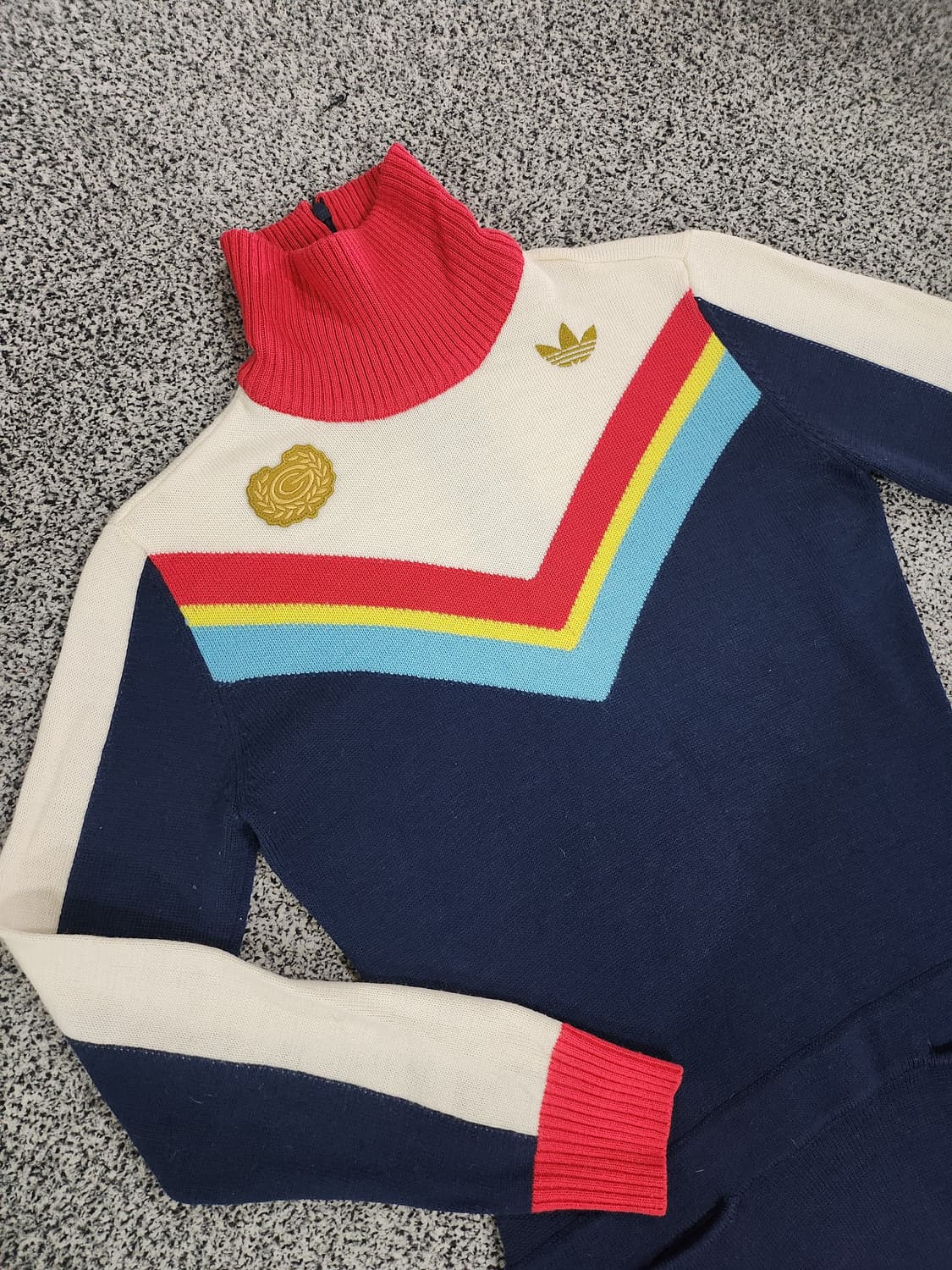 //아디다스 컬러 포인트 터틀넥 니트 원피스 S 상품이미지3