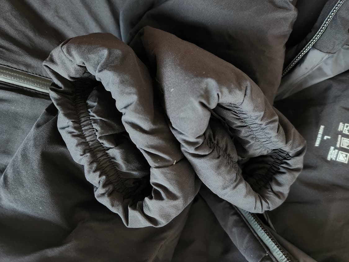 여자 유니클로 후드 패딩 L 상품이미지4