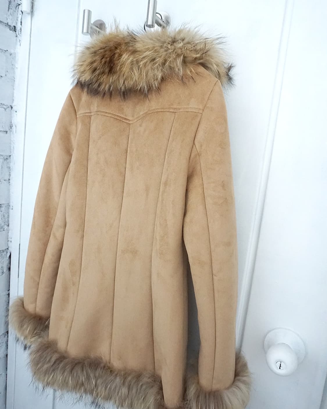 Cecil mc bee 라쿤 무스탕 퍼자켓 상품이미지5