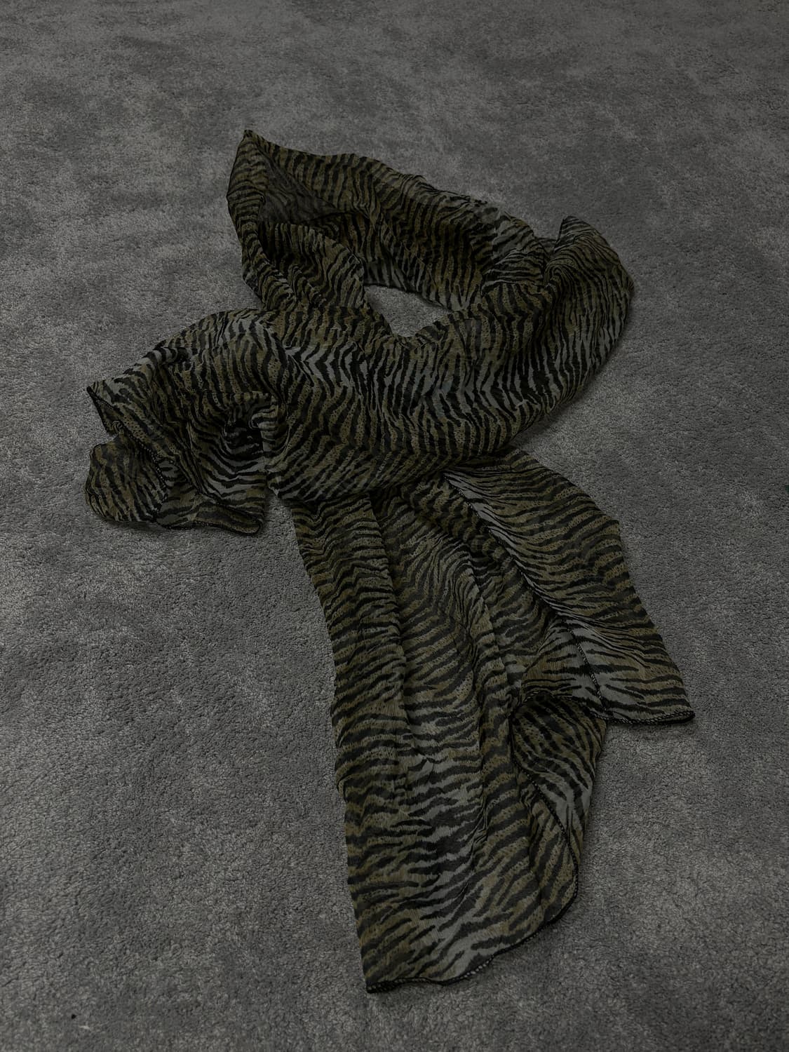 Vintage v-kei gothic punk silky scarf 상품이미지2