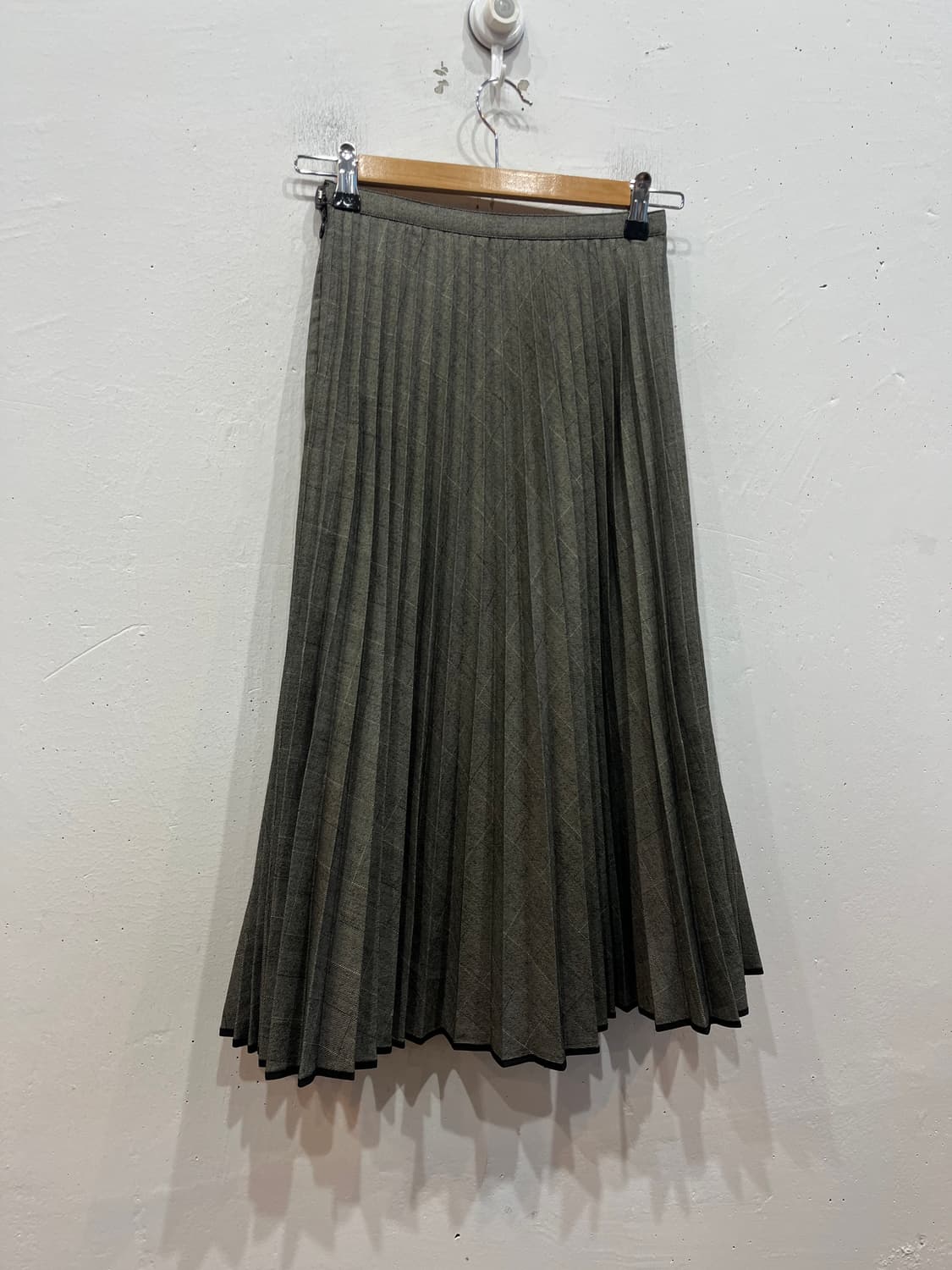 FEEL AND EASE 울 플리츠 스커트 치마 상품이미지2