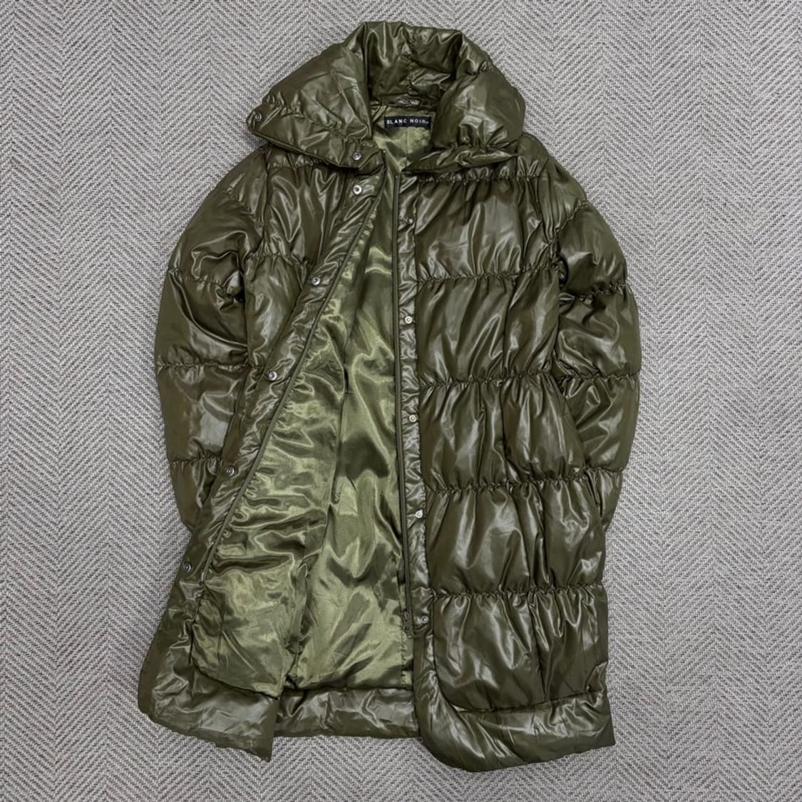 블랑누아 글로시 퍼프 패딩 v1299 상품이미지5