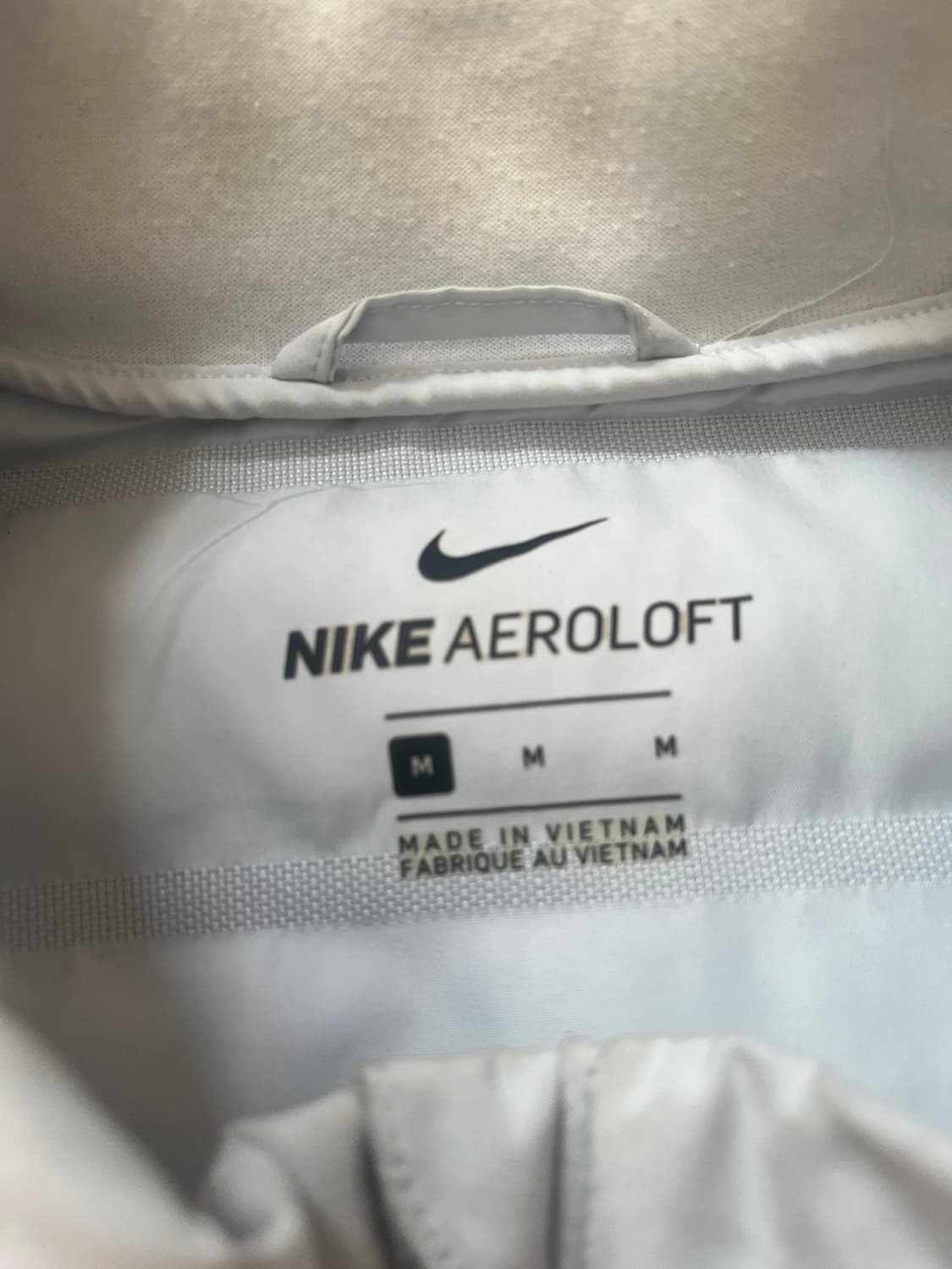 나이키 에어로로프트 조끼 M 상품이미지3