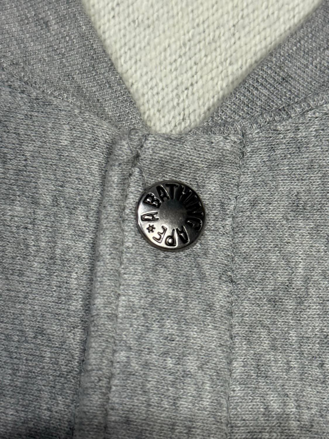 베이프 아카이브 카모패턴 스웨터 바시티 스타디움 자켓 상품이미지3