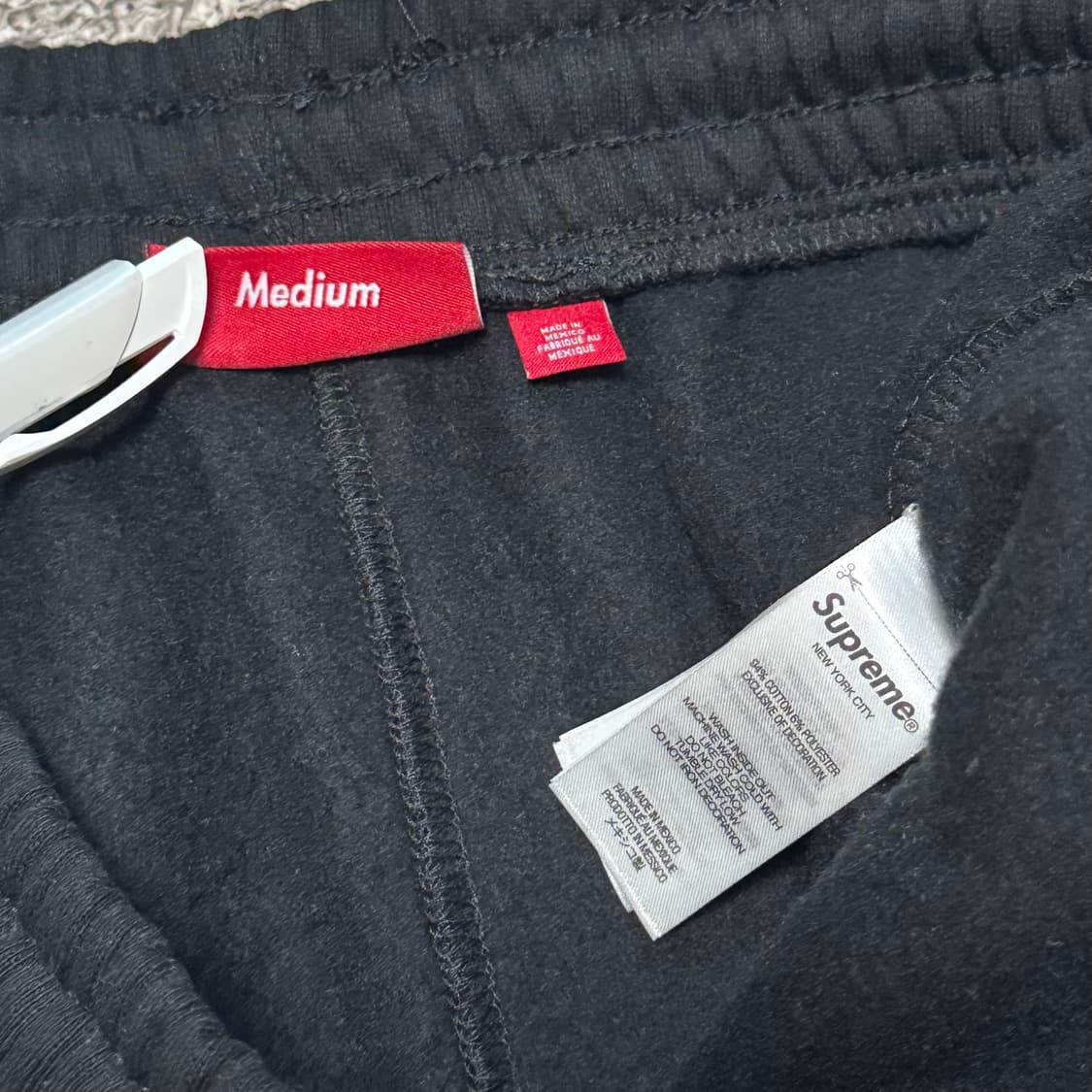 [M] 슈프림 태그 스웻팬츠 블랙 상품이미지4